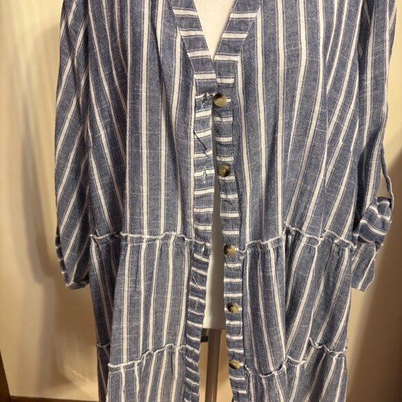 CLUB Z COLLECTION Gray/White (100% Cotton) top - 3x - Picture 3 of 13